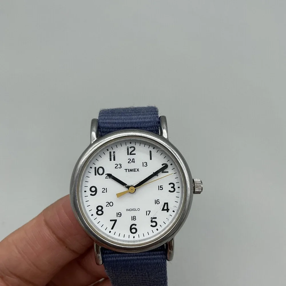Timex Weekender Indiglo WR 30M Womens Watch 31mm Blue Nylon Strap New Battery